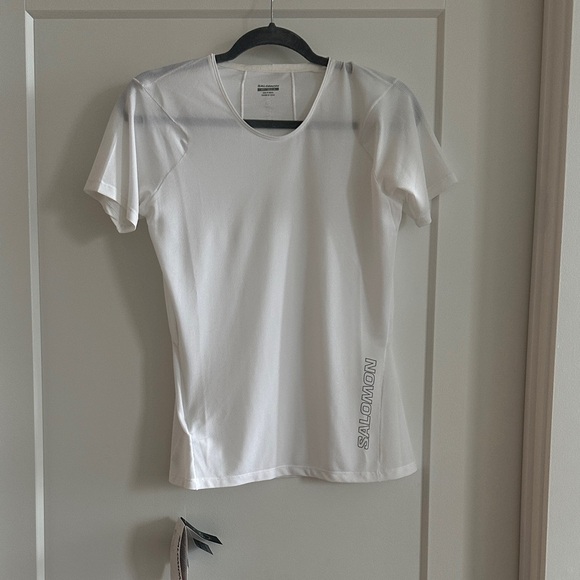 Salomon Tops - Salomon Women's White Short Sleeve Tee Size Small NWT